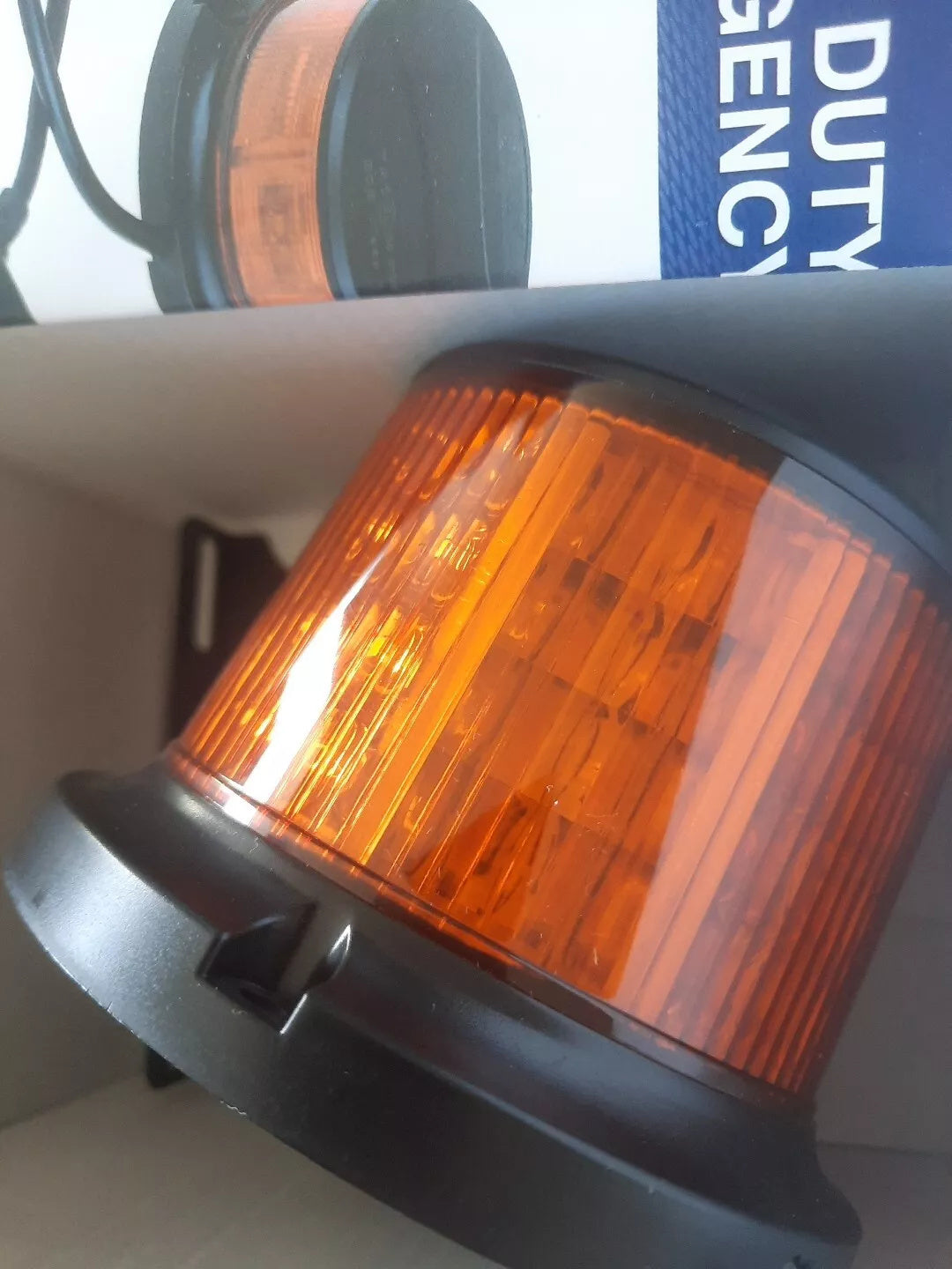 OEX Amber LED Beacon 12V/24V Class 1 Fixed Mount with Matching Mounting Plate